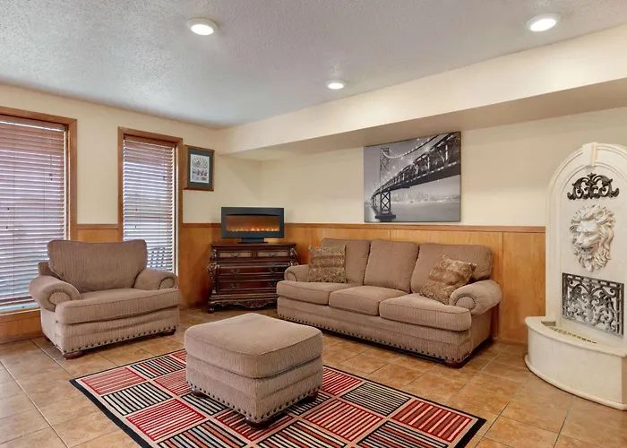 Pets Allowed Hotel Super 8 By Wyndham Waco University Area
